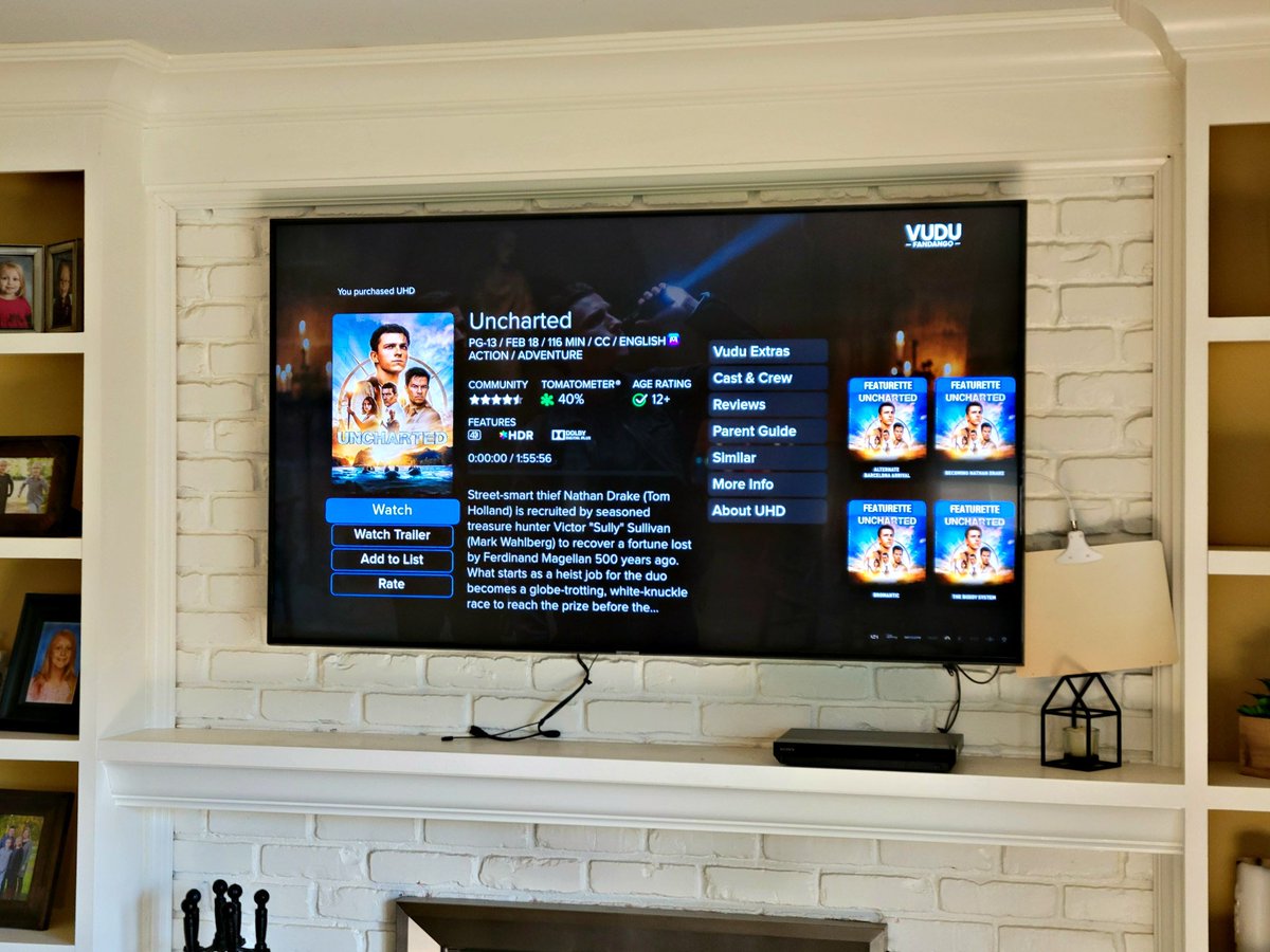 GeekDad248's tweet image. During our UNCHARTED movie night, was amusing to see how the clues in our family&apos;s @EscapeRoomInBox treasure hunt related to scenes in the film. A fun mystery game &amp;amp; entertaining adventure flick made for evening of quality family time: ageekdaddy.com/2022/05/unchar… #UnchartedMovie #AD