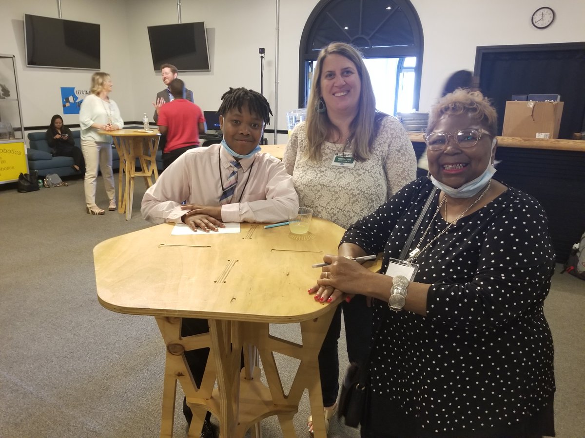 dblack307's tweet photo. So proud of the students at JCM Middle School who knocked it out the park today with their interviews! https://t.co/BqRt6YGv1f