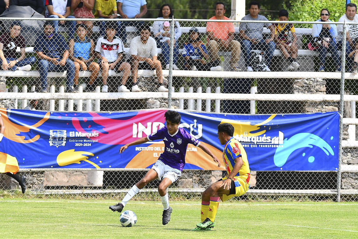 petrolerosfcq's tweet photo. Así nos despedimos de la temporada 2021-2022 de la @LigaTDP 👋🏻⚽️
Lo dimos todo en cada jugada ✔️

Viene una pretemporada de mucho trabajo, y aprendizaje para toda la familia petrolera 🟣

Gracias a todos nuestros patrocinadores y a la afición que nos apoyaron en todo momento ✅ https://t.co/Fg8cjKymhI