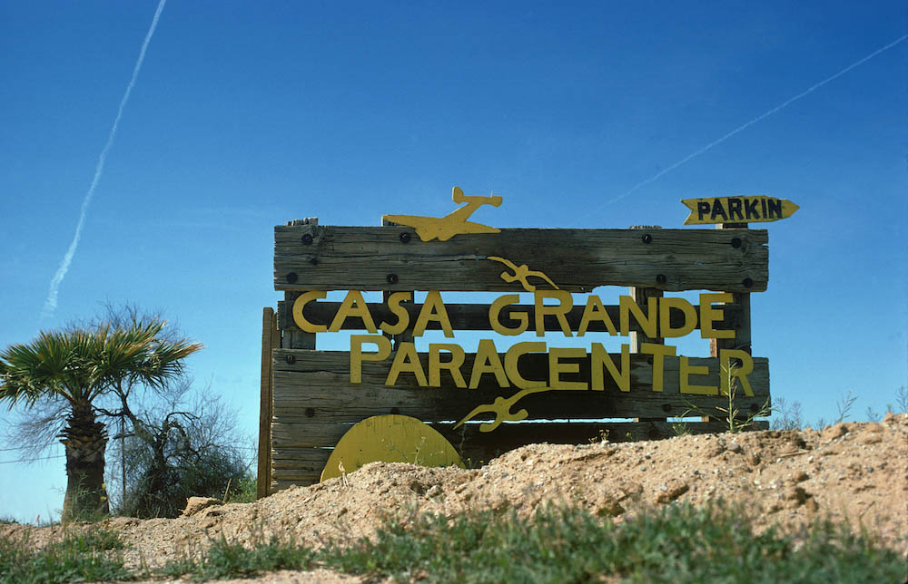 Ground__Rush's tweet photo. Mike Larson makes the soon to be famous sign at The Gulch. Relative work will never be the same! ✌️#thegulch #casagrande #relativework
photo credit: Ray Cottingham https://t.co/esR8oJbqNj