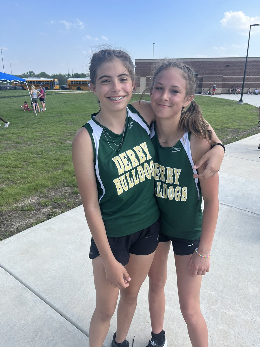 Mattgg1984's tweet photo. So proud of this kiddo!! She took 5th in 100 hurdles and 5th in 200 hurdles in the league! Her relay teams also took 2nd in the 4x2 and 3rd in the 4x1 out of the whole league! Love seeing so many of Aspens friends & classmates work hard this season! 💚💚 #RunAspenRun #BulldogFast https://t.co/qMIIXhomZ4