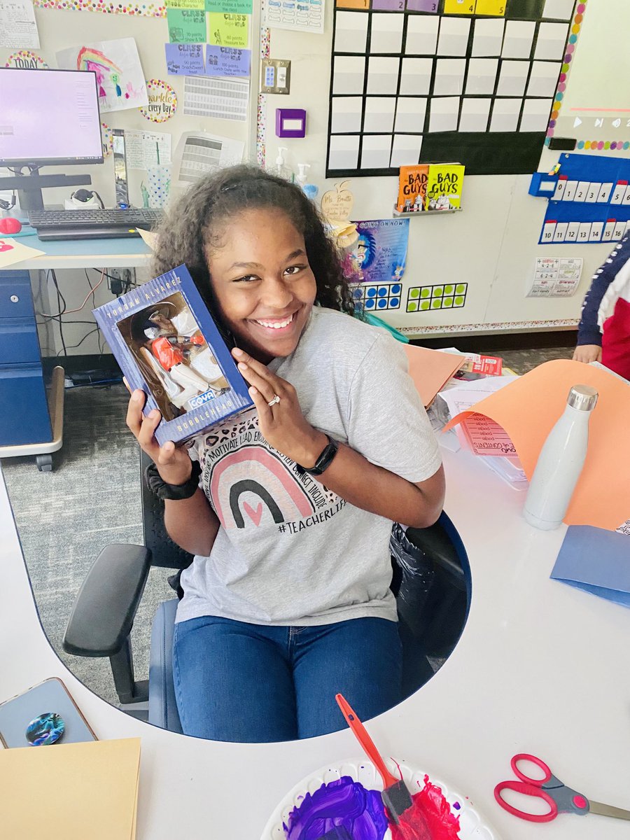 ⁦<a href="/AstrosCares/">Astros Foundation</a>⁩ thank you so much for your awesome donation to our wonderful educators at ⁦<a href="/HumbleISD_CE/">Centennial Elementary</a>⁩ #teacherappreciation #bettertogether #lighttheway ⚾️🧡