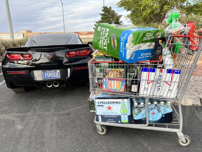 I can take the biggest loads in the back! 😅🛒👀 #Corvette https://t.co/PrsGc4Lb2h<a href="/tag/corvette"class="tags"><span>#corvette</span></a>