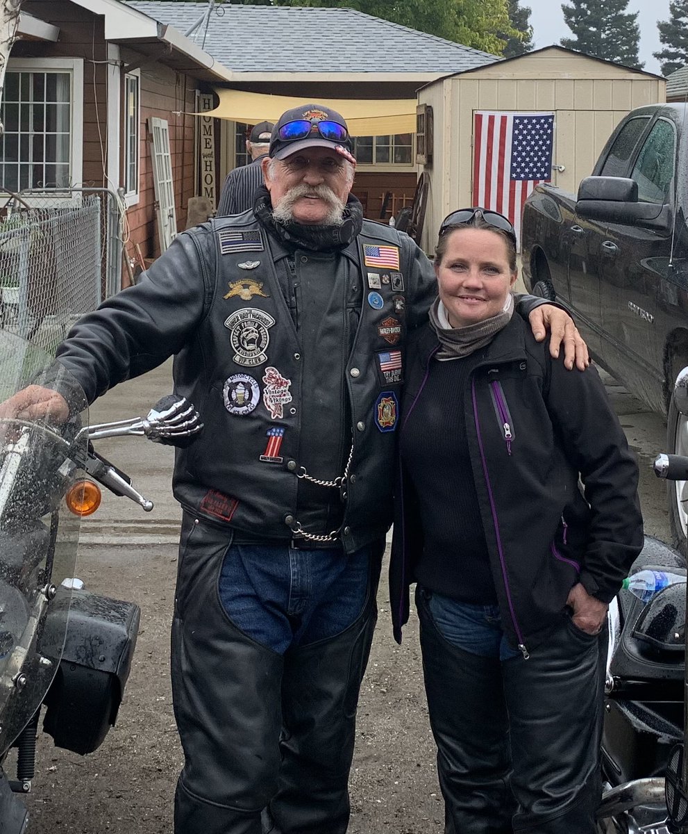 RichardImmoos's tweet photo. I’m asking for prayers for my little sister. She had a stroke and is in the hospital. https://t.co/nim3Mm8Wsq