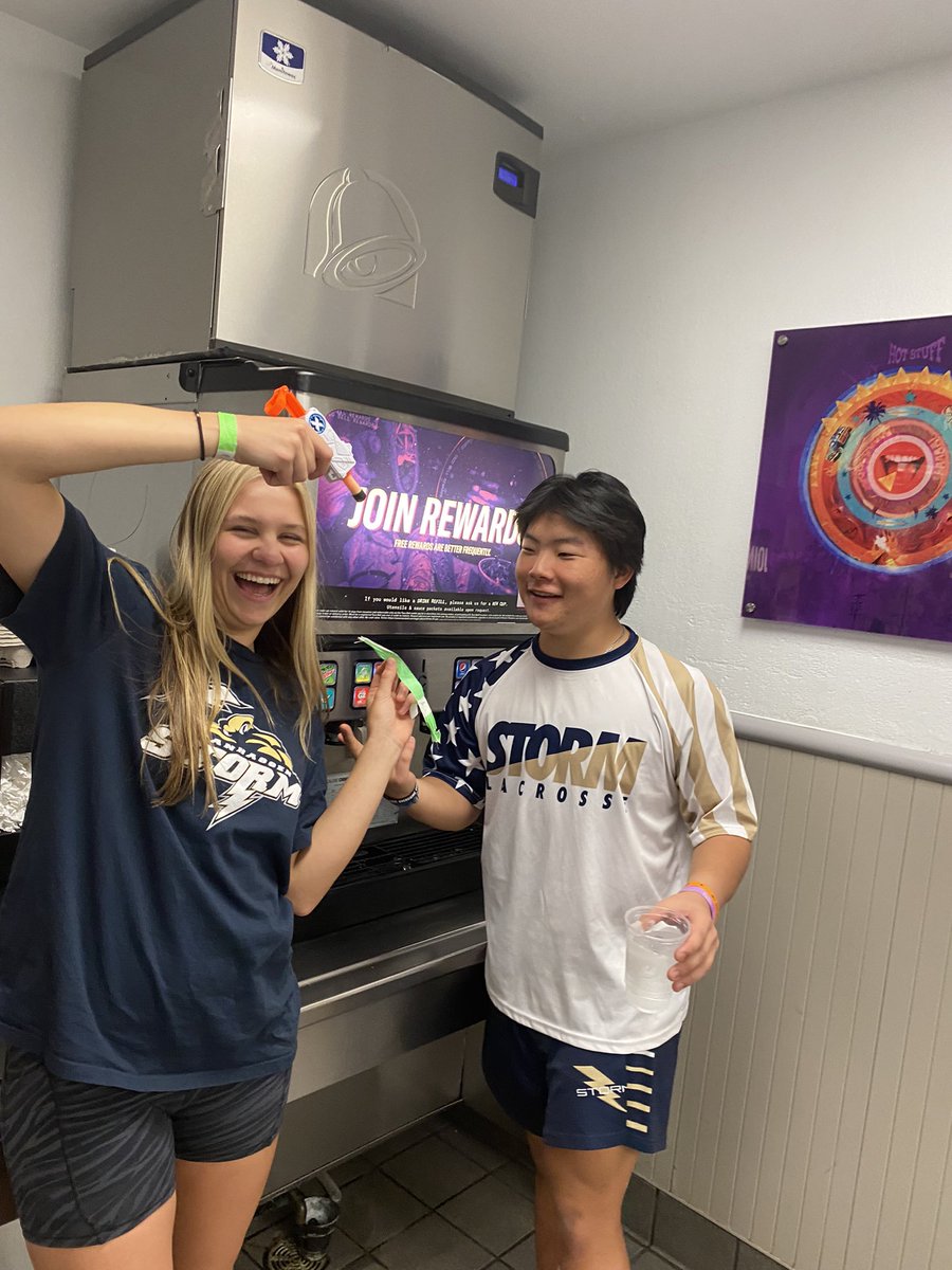 After a 5 min cool down Lauren kills John <a href="/poweradeblue1/">Powerade blue</a> yayyy @channerf22