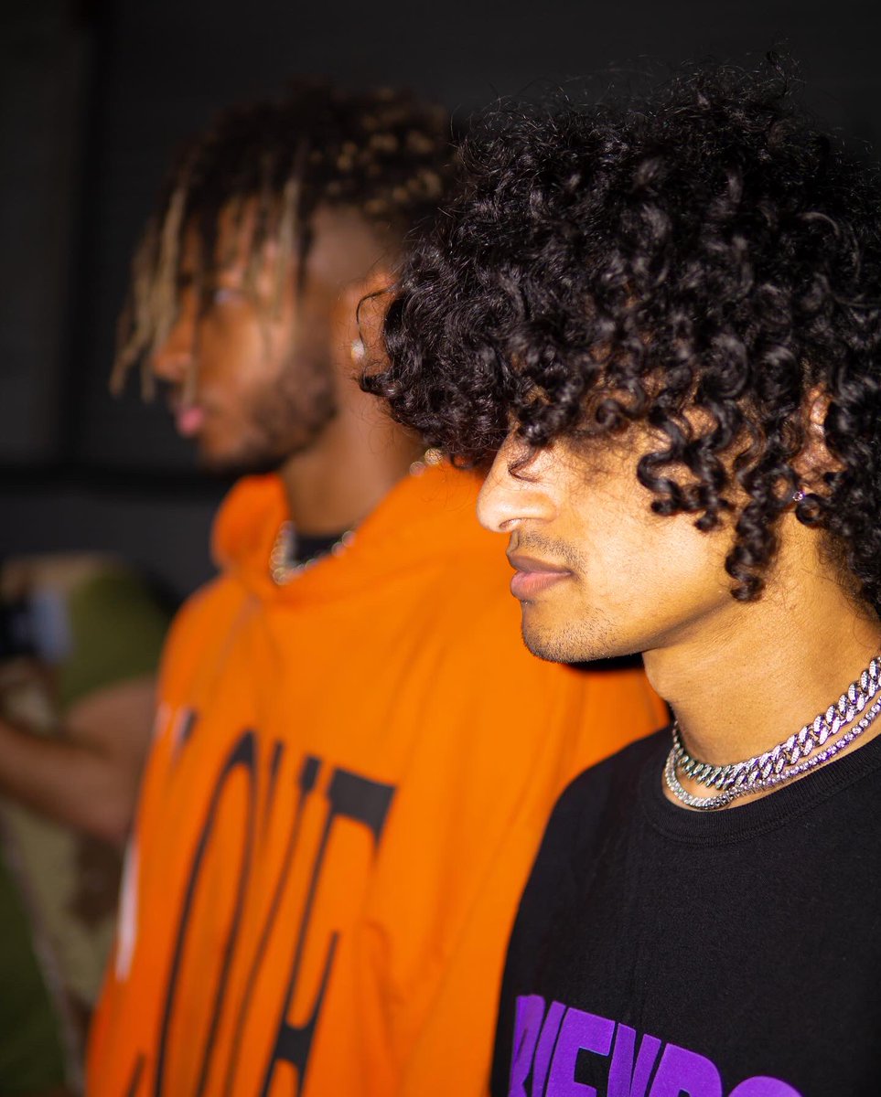 Questvizi's tweet photo. Another shoot for the books!! 📸Upcoming artist @3Fortiori were a great energy to be around and have dope music too. Authenticity will get you far in the game, stay real.🤞🏾☮️ https://t.co/RUUUl8jqg9