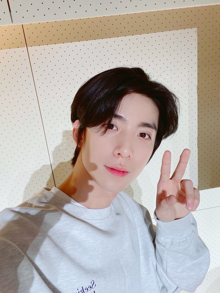Secret File :: #157 - Happy Birthday HWIYOUNG (1)