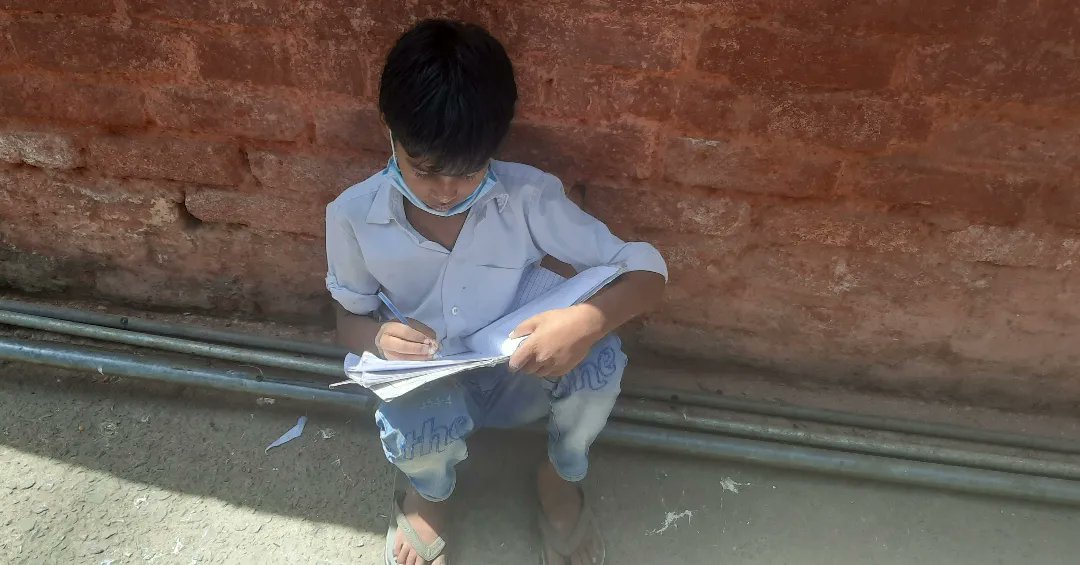 Subhrajeet_bjp's tweet photo. โEducation is the most powerful weapon which you can use to change the worldโ โ Nelson Mandela
ย
Education is the first step for people to gain the knowledge, critical thinking, empowerment and skills they need to make this world a better place.
#Project_KFA
#umeedadropofhope https://t.co/FoURl2Cmms