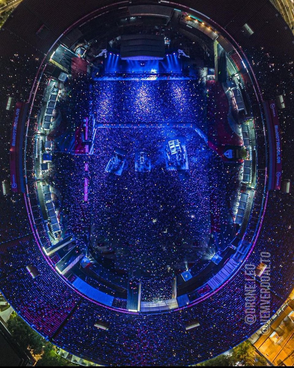 somosaopaulinos's tweet photo. Morumbi no show do Metallica 🤩

📸 drone.leo e vemverdoalto/Instagram https://t.co/n8NUXfoiDc