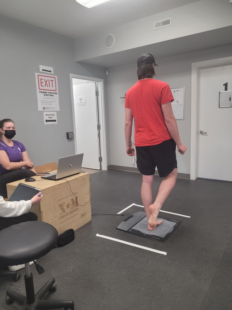 SkyhawksFootbal's tweet photo. Thanks @QuinteBIHC for setting our athletes up for success! #completeconcussionmanagement https://t.co/1LbPcVCD6S