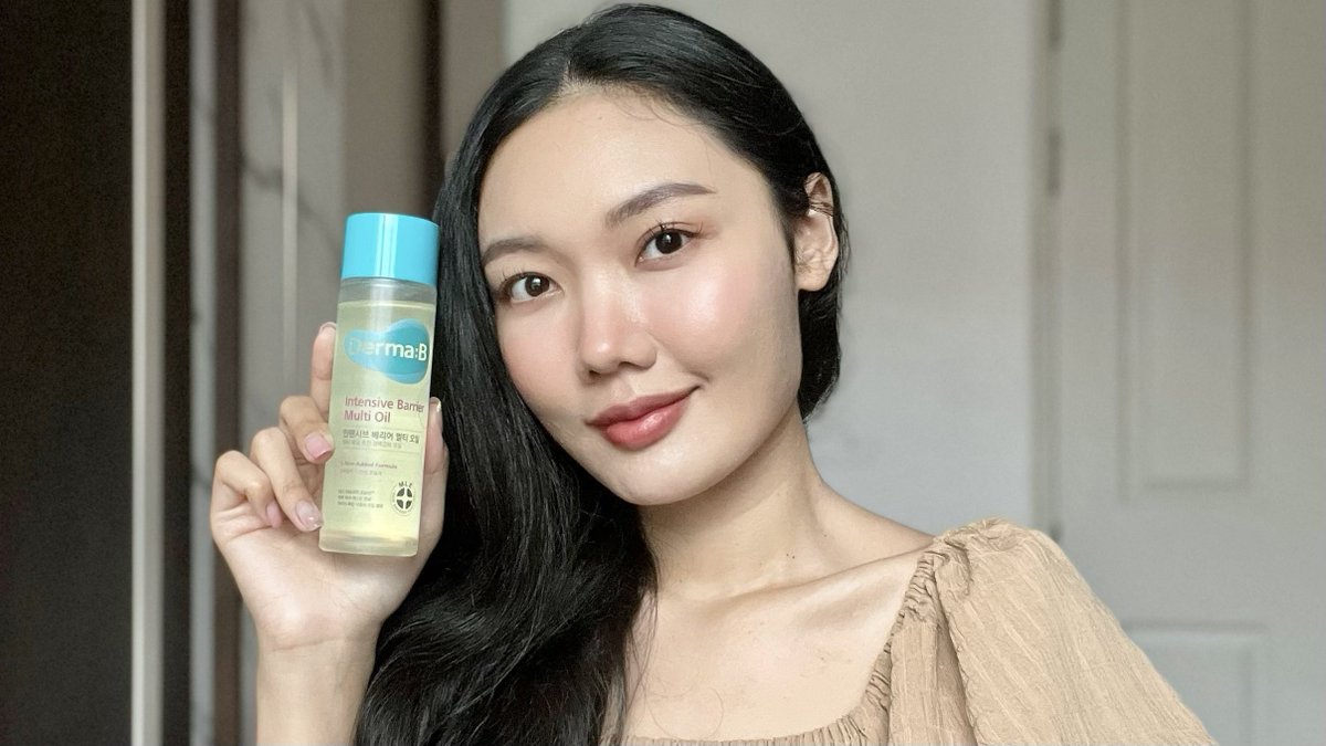plengssp's tweet photo. ป้ายยาออยล์บำรุงผิวจ้า #DermaB Intensive Barrier #Multioil #ออยล์ บำรุงผิวพรีเมี่ยม ที่ปังใน🇰🇷ตอนนี้✨มีเทคโนโลยี MLE ช่วยให้ผิวแข็งแรง เราชอบใช้ทาศอก เข่า ผม ปังมากเธอ เนื้อบางเบา ซึมไว ไม่เหนียว ช่วยให้ผิวใสเนียน แข็งแรง ลดริ้วรอย #รีวิวสกินแคร์ #ใช้ดีบอกต่อ https://t.co/bRoT1AoGSr