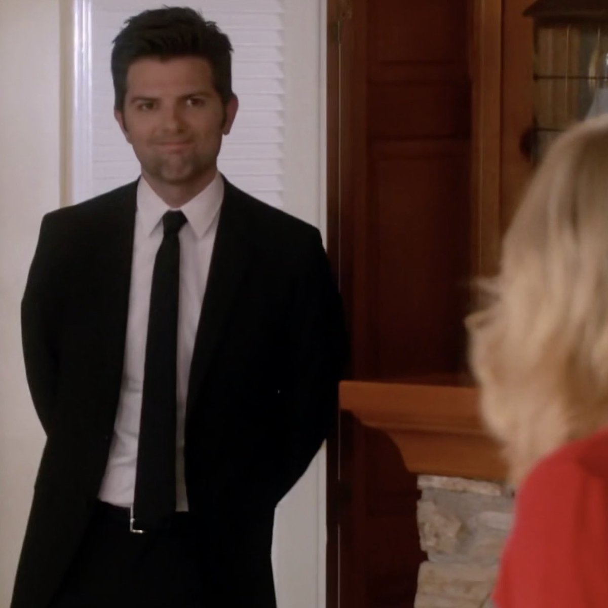 svravenss's tweet photo. ben when he knew he wanted to spend the rest of his life with leslie vs ben when he knew he wanted to have children with leslie https://t.co/wdoj1y2oHy