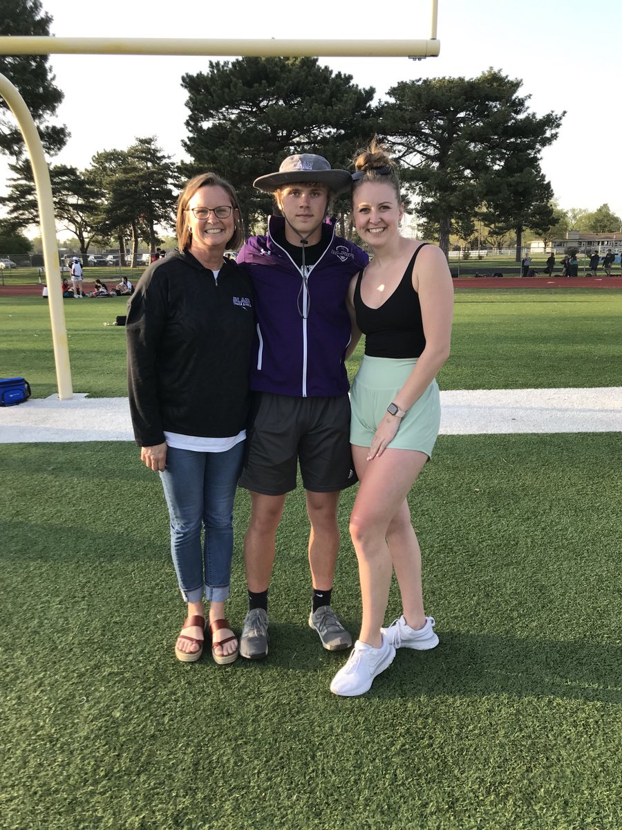 MrsTHolcomb's tweet photo. Very proud mom tonight!  Ben runs the anchor leg for the Blair 4x100 relay and they are State Track bound with a District Runner-up finish in Columbus today! #seeyouatBurke https://t.co/QFi3lKc5D5