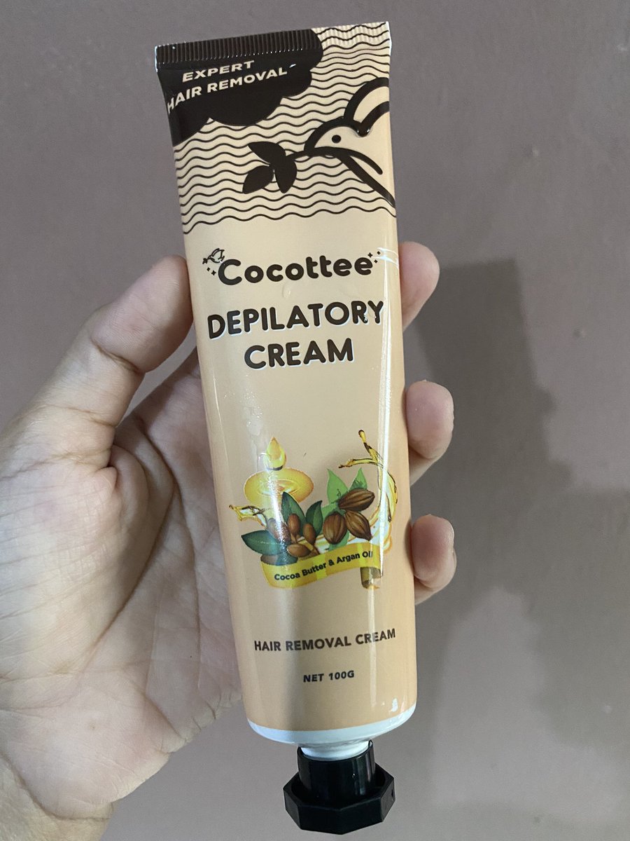 hanakaluna's tweet photo. @ohmybeautybank pake ini aja gaperlu dicukur, cuma dioles 7menit abis itu dibersihin pake spatula langsung rontok bersih, gaperlu dicukur. anti ribet, anti luka✨✨✨✨ https://t.co/5CXYgmiTWc