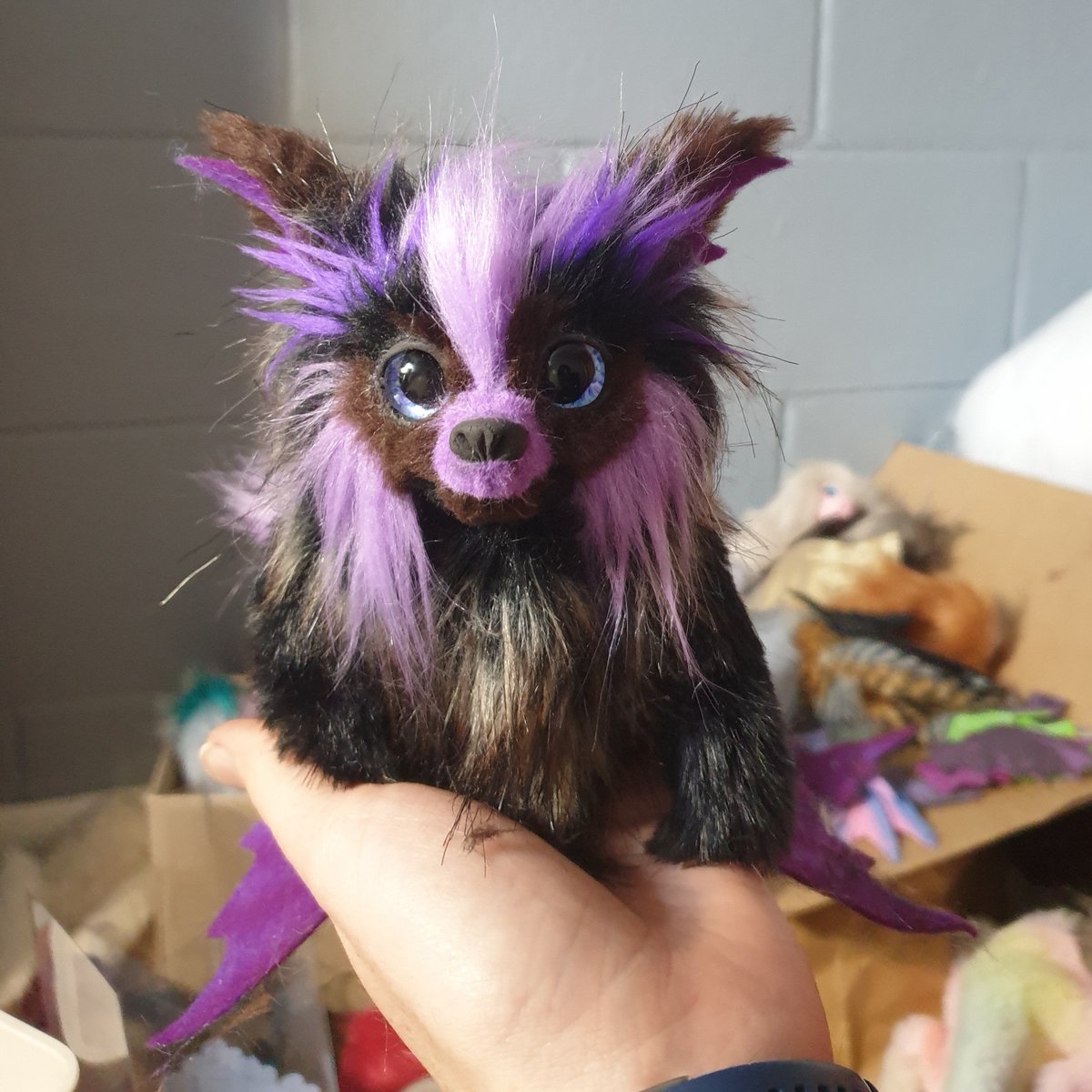 What should their name be? 

I'm obsessed with making these puppy dragons! This lil floof still needs a final trim and colour, and their itty bitty toe beans! 

#artdoll #puppydragon #dragon #fauxfur #plush #handmade #fantasy #oneofakind #workinprogress