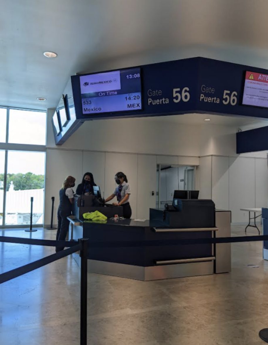 mjrsaavedra's tweet photo. @AeromexicoUSA I had the worst experience flying with Aeromexico in Cancun on May 6th. The workers said we missed our flight but we were on time, thus had to purchase a $1400+ ticket to go home to Toronto #help #worstexperience #tramautizing #moneygrabbed #iwantmyrefund https://t.co/18euD4HuRZ