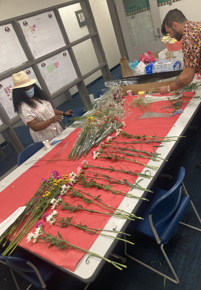 sandhartford's tweet photo. We truly have a special team…making flower bouquets so students can gift them on Mother’s Day! #flowershop #toyshop #loveshop #wedoitall #forourchildren #buildingcommunity @PrincpalHeredia https://t.co/RA5cM5Wpu2