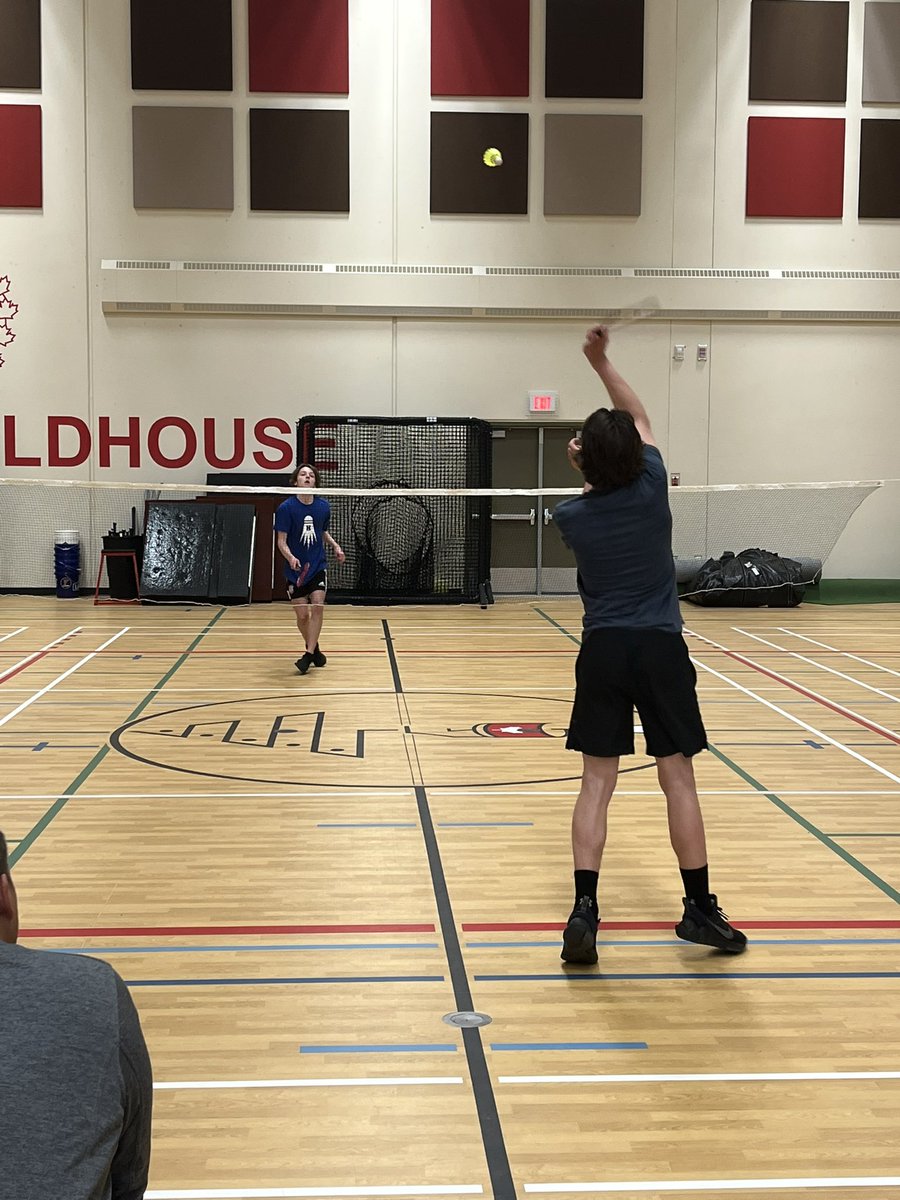 BrandonABrown's tweet photo. Awesome Tuesday night in Red Deer for the CWAJHAA Badminton championship.

Our sole qualifier, representing in Grade 9 singles had an incredible afternoon, playing some great games before being eliminated in the quarter-finals. 🏸💪🏽 #DONSCH https://t.co/B1FAa7Cwlh