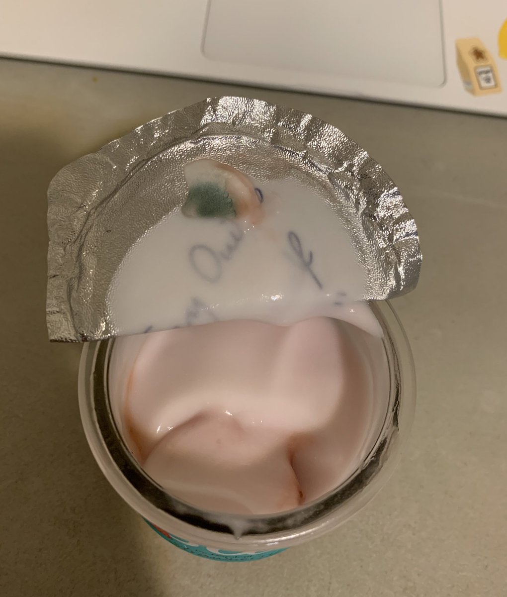 010Xemi's tweet photo. @Yoplait okay so I found this big mold in a brand new yogurt… https://t.co/7Uese1JPpQ