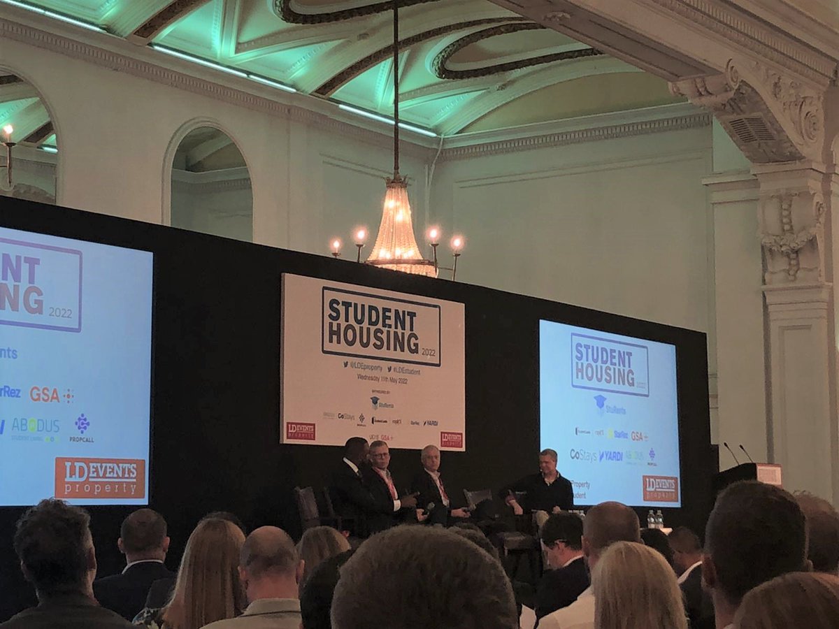 SophieEMEA's tweet image. Tom Devaney from @scapeliving, James Hunt from @GSASpaceToGrow, Samuel Mtunga from XFD Real Estate Partners and Martin Hadland from @SFGroup_UK, talk nuances in markets and adapting your strategy for different countries. #LDEstudent @Yardi #RealEstate #StudentHousing #PBSA