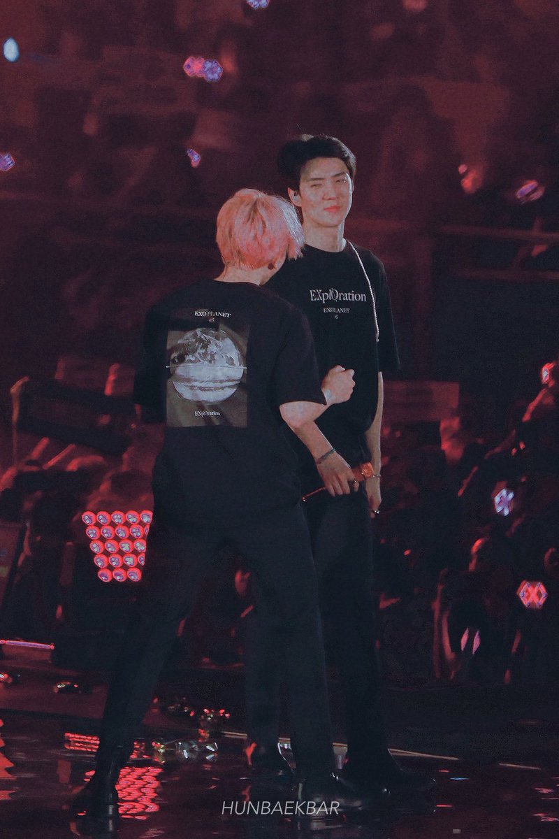 hunbaekbar's tweet photo. #세훈 #백현 #세백 #훈백 
#sebaek #hunbaek #勋白
#Baekhyun #Sehun #伯贤 #世勋
What funny thing did Hyunee done?🤔 https://t.co/ARR01oEm8e
