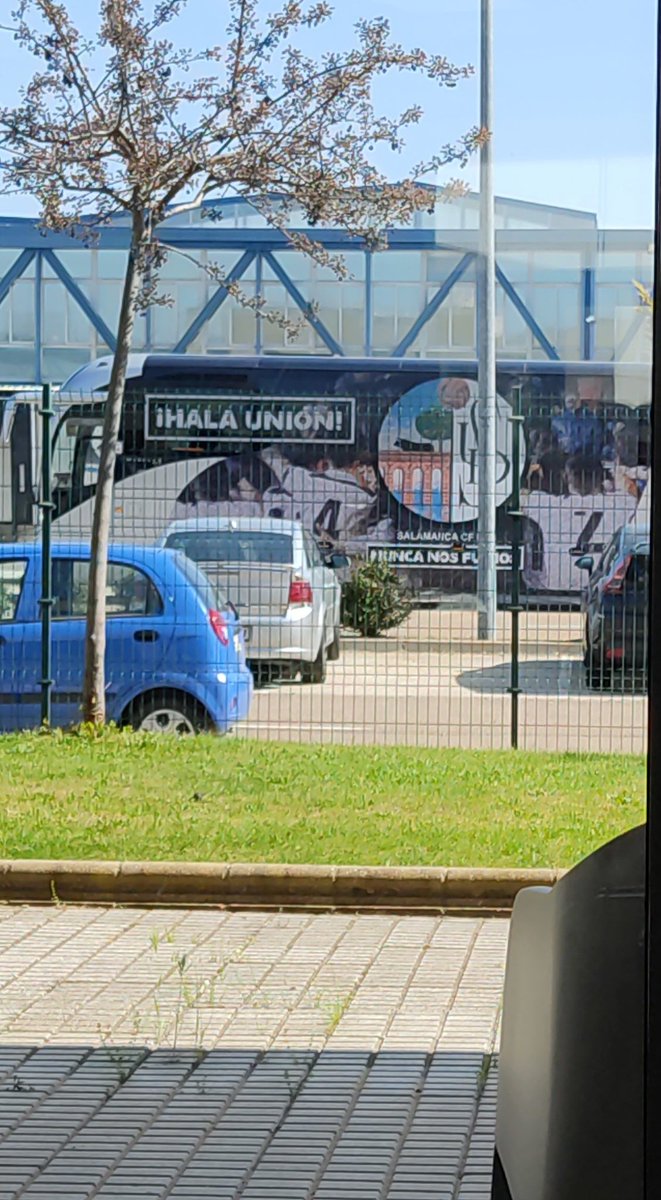 RaquelGmez3's tweet photo. Trabajar con estas vistas! #HalaUnion
@SalamancaCFUDS https://t.co/PEcQiJgDf3