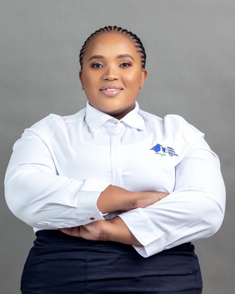 MotheoMentors's tweet photo. MEET THE BOARD: Dessma Kgomotso - Additional board trustee

Dessma studied LLB at the University of Botswana and currently holds a certificate of proficiency (long term) from Insurance Academy of Botswana. (1/x) #MotheoMentorship https://t.co/vIReO60Vez