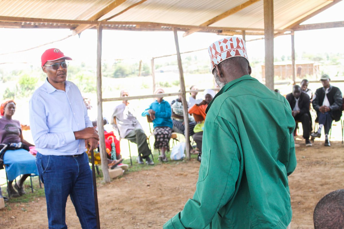 dg_mwaniki's tweet photo. Rum-Kandu Society Group - Rumuruti. 3yrs ago, 300+, humble people, believed they can buy land, & build decent homes. That journey is now 85% complete. #PowerOfSelfBelief. Soon, they'll start building. I'm a proud patron, to guide & inspire
#YourSenator #LaikipiaMustBeGreat https://t.co/Eb9VEVyiBL