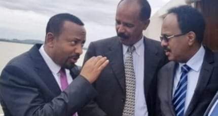 Anwaryare1000's tweet photo. If I were to be asked, is @M_Farmaajo a staunch emulator to the Somali statsmen like #AdenAdde or #Abdirashid, I say quickly NO, rather mimics his crime partners @AbiyAhmedAli &amp; @isaias_afwerki. The past 5yrs are a good example how he deluded the #Somali people with dashed hopes! https://t.co/QsG2dNsGy3