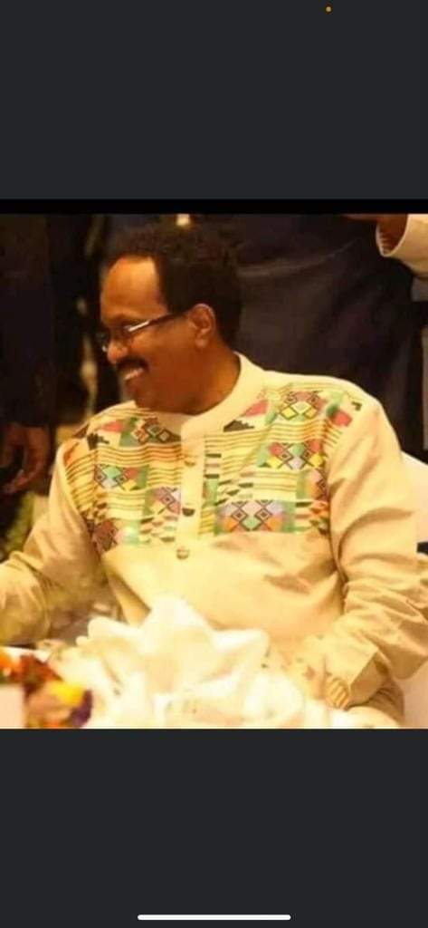 Anwaryare1000's tweet photo. If I were to be asked, is @M_Farmaajo a staunch emulator to the Somali statsmen like #AdenAdde or #Abdirashid, I say quickly NO, rather mimics his crime partners @AbiyAhmedAli &amp; @isaias_afwerki. The past 5yrs are a good example how he deluded the #Somali people with dashed hopes! https://t.co/QsG2dNsGy3