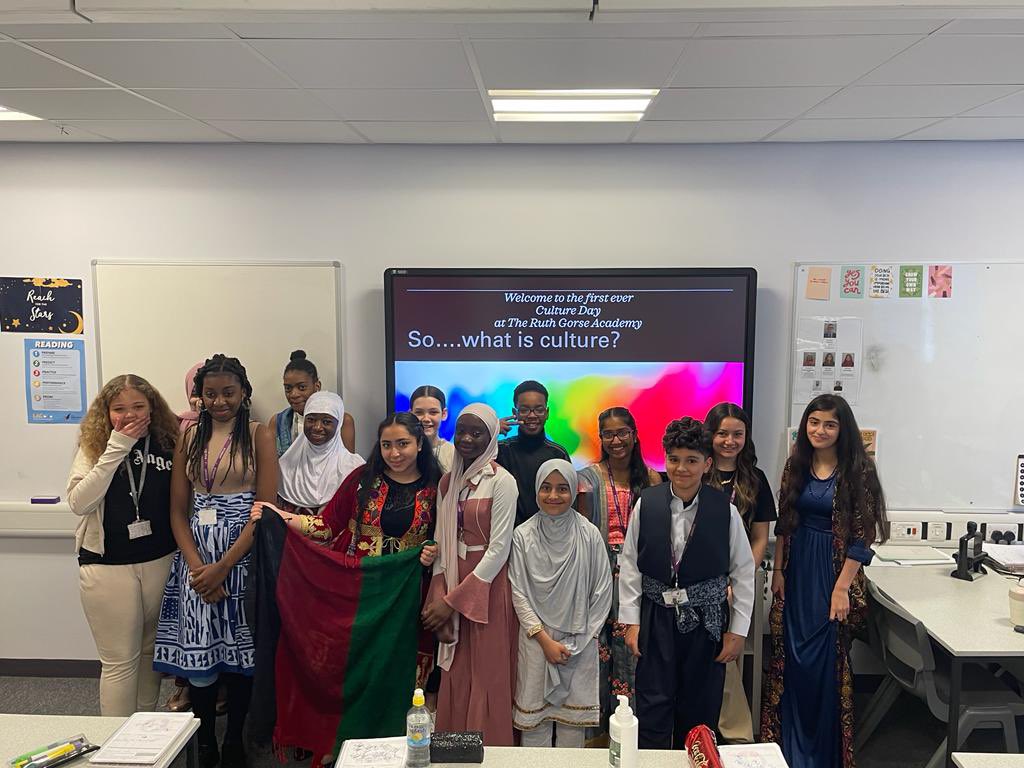 gorse_ruth's tweet photo. All of our Year 7 form groups are fully embracing our #cultureday. It is great to see so many students and staff in their cultural dress #DareToBeDifferent #embracingdifference #celebratingdifference https://t.co/cgQV5mOfsu