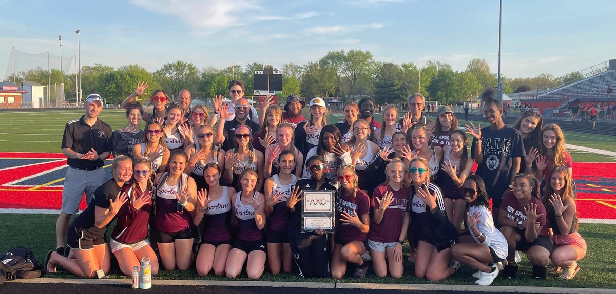 LadySpartanTF's tweet photo. Five straight AAC titles.  Complete team effort for this one https://t.co/JswHzonpIE