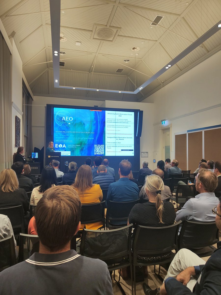 asdaf_space's tweet image. Our Earth Observation sundowner for #datascienceweek happening now!