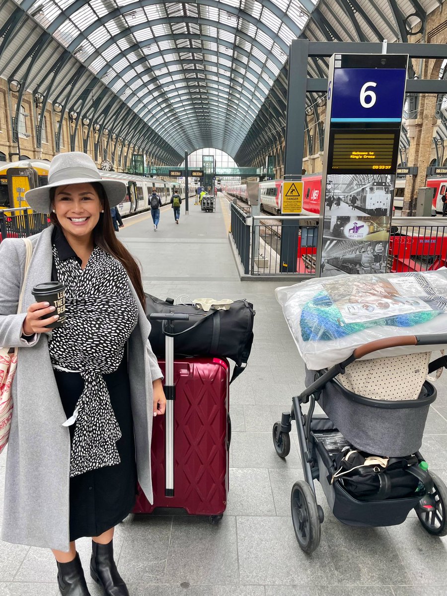 Konalee__'s tweet photo. Travel + Baby = way too much luggage 🧳 on route to meet the ‘Paterson clan’🏴󠁧󠁢󠁳󠁣󠁴󠁿 #kingscrossstation #Milesfirsttrip #wishmeluck @adamlaspina https://t.co/CUaP4fpq4q