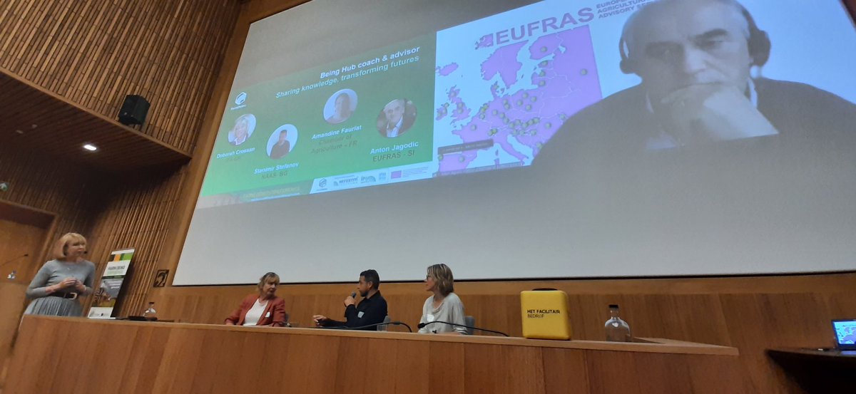 GuichaouaAdrien's tweet image. Panel of #advisors and #hubcoaches during the #FarmDemoConference2022.
How new advisory services support farmers to adopt #innovation for #sustainable #agriculture.

@InnovationforAg #naas @ChambagriFrance @NEFERTITI_EU @H2020IPMWorks @IpmDecisions #Eufras