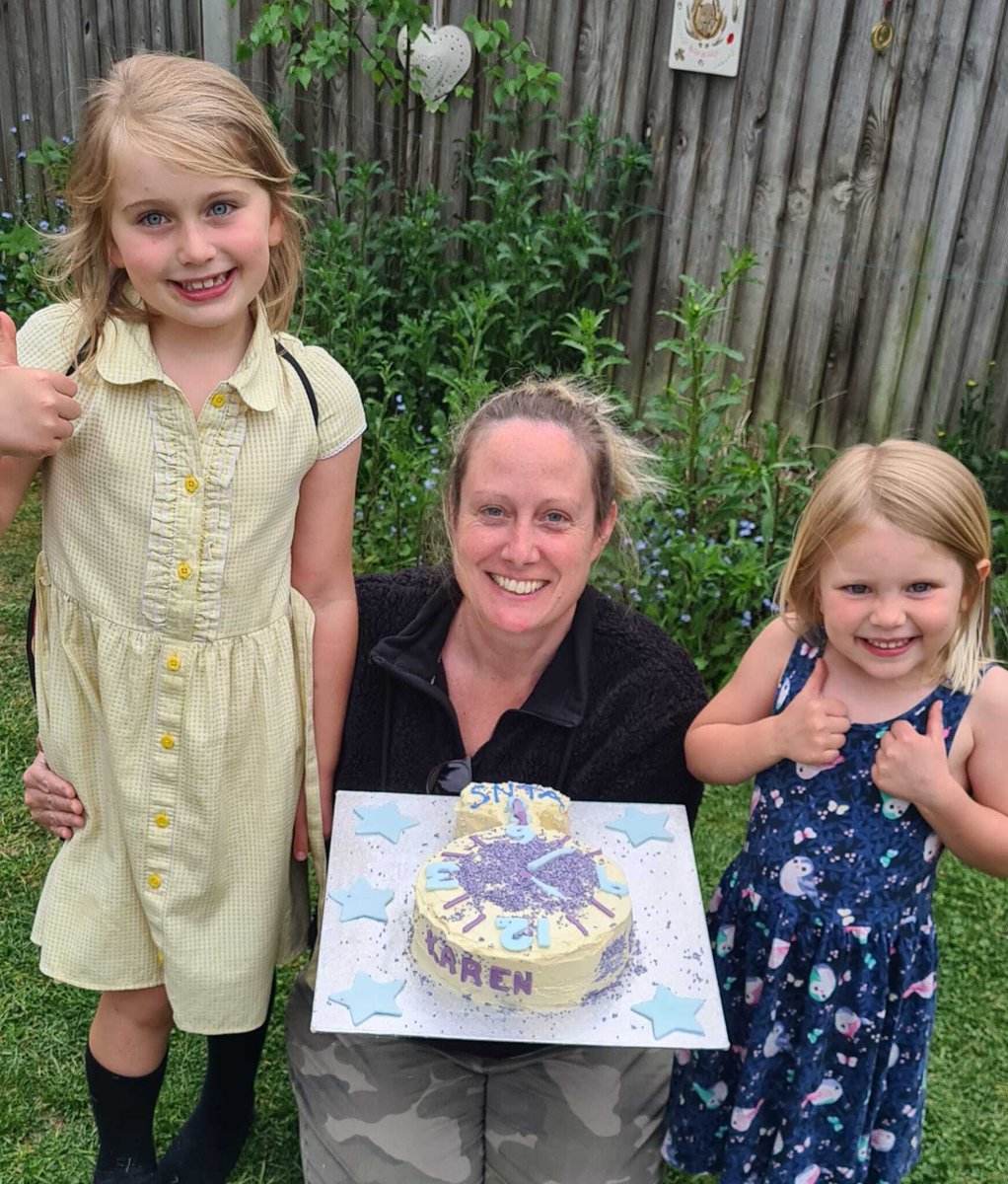 Karen, a Nursing Associate from our #Surbiton Home, and her neighbours baked this fantastic 'Nurse's fob watch' for our entry to the #SNTAbake competition. 
🧁🏆

She said: 'We had great fun and the cake not only looked great, but tasted delicious.'

Wish us luck! @NursingTimes