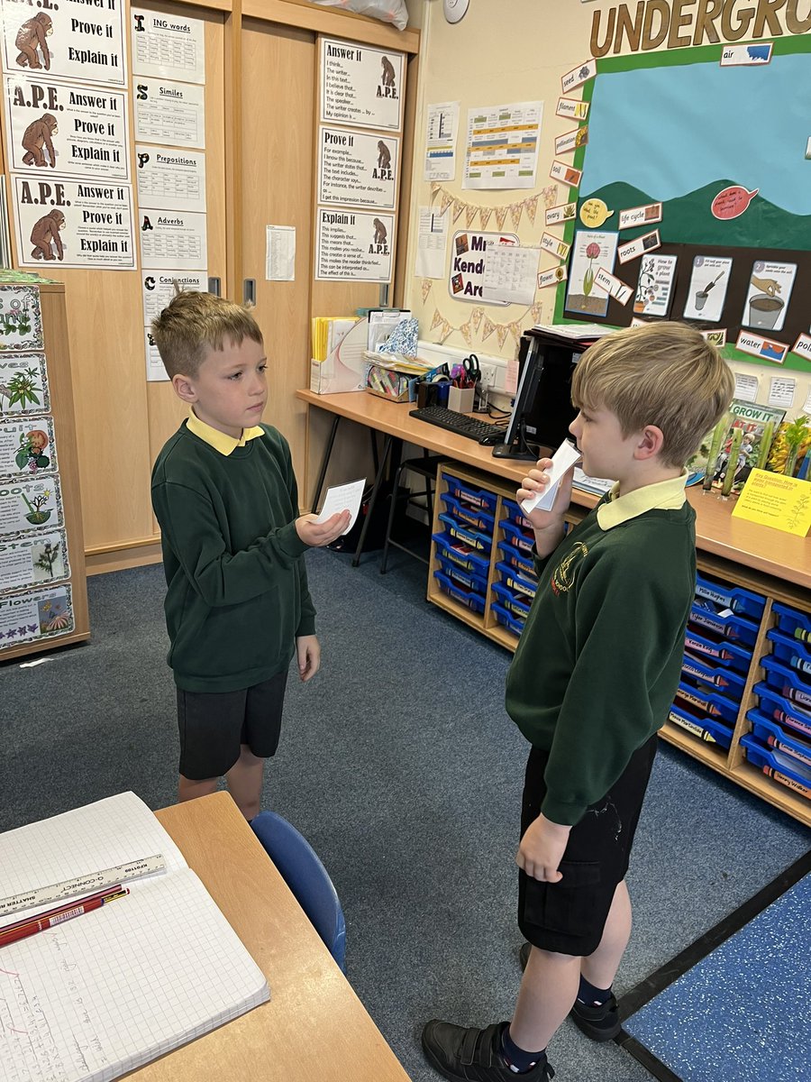 allsaintsfed's tweet photo. Team Presley (3J) completed a 3D Shapes Quiz, Quiz, Trade to help them to find properties such as vertices, edges and faces! https://t.co/J36SAm7Rn2