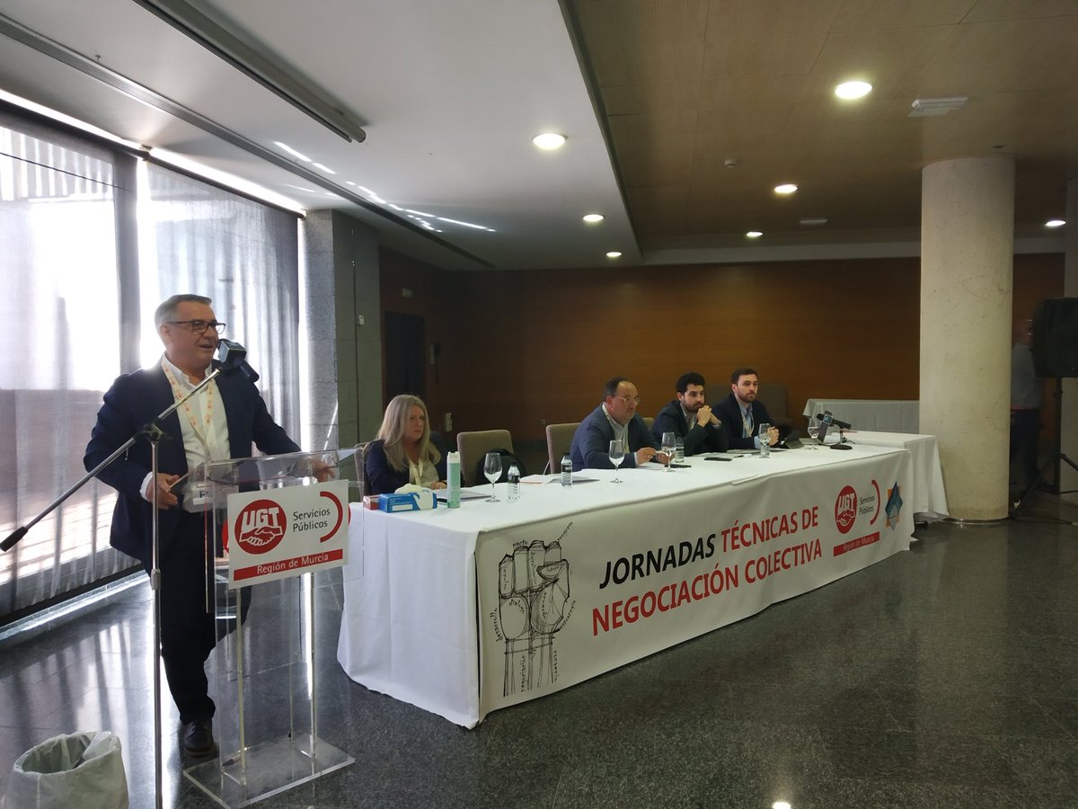 Jornadas de formación para l@s delegad@s de <a href="/UGTSPMurcia/">UGT Servicios Públicos Región de Murcia</a> sobre Técnicas de Negociación Colectiva. Más formación, mejor defensa de vuestros derechos.