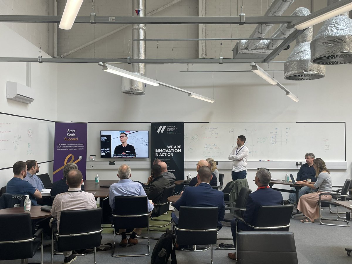 MrsDLewis_NW's tweet photo. Weโre live! @NatWestBusiness #CleanTransportAccelerator 2022 Cohort One ๐ #PowerUp @AcceleratorAdam @wmgwarwick @EnterpriseAtWk ๐โป๏ธโก๏ธ๐ดโฝ๏ธ๐ https://t.co/8ZrsuAmla7