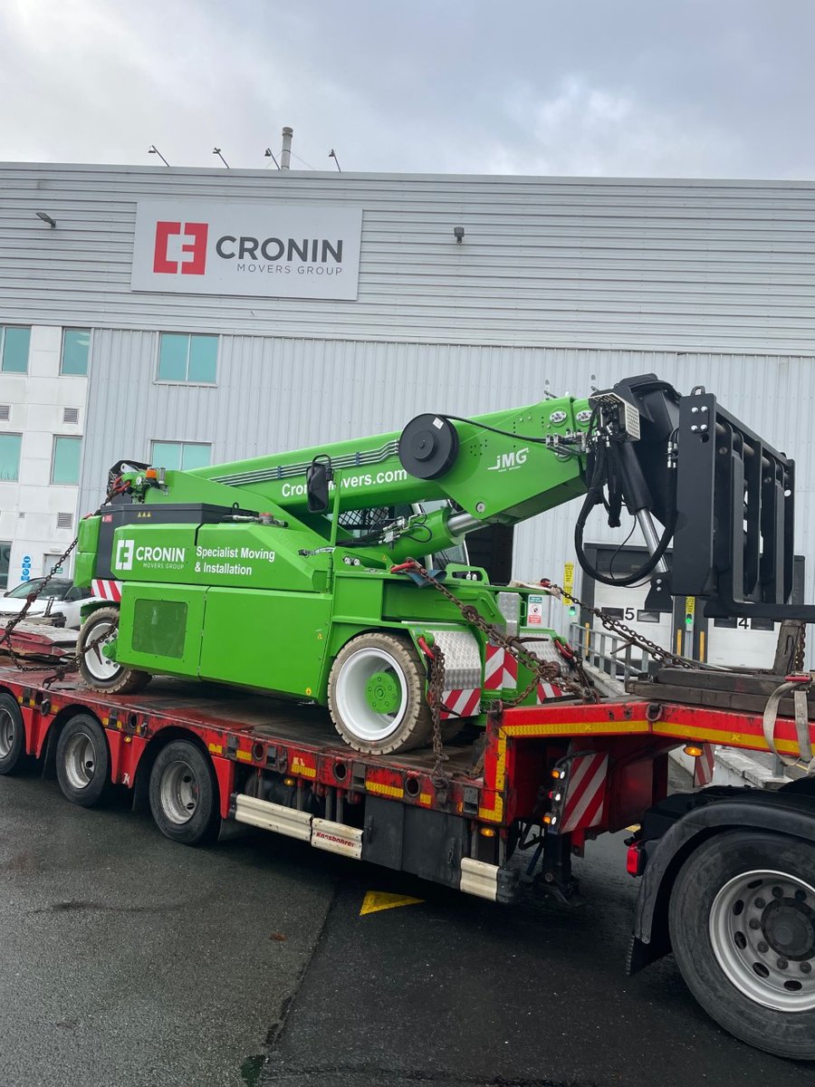 CroninMovers's tweet photo. Hire an environmentally-friendly Electric Pick and Carry Crane to move up to 25,000kg loads with a hydraulic telescoping boom. We can make this equipment available for you with a trained operator. https://t.co/fOoCPzkAUp #environment #cranehire #cranerental #craneoperator https://t.co/jcUrfQxGtB