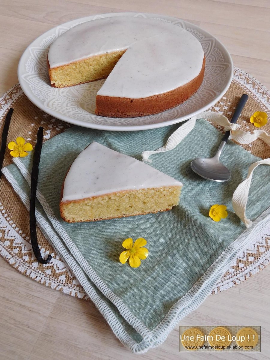 unefaimdeIoup's tweet photo. Gâteau nantais

Ma recette pas à pas : https://t.co/wOo2FZidhh

#gateau #recette #blog #tuto #vanille #nantes @NantesMetropole #patisserie #miam #gouter #gourmandise@ https://t.co/SvlxQY3Yye