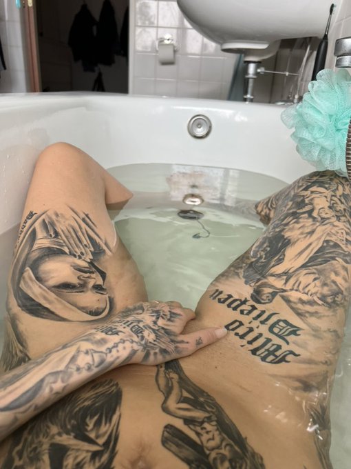 Good Morning 😘 https://t.co/ZhURUzED7M<a href="/tag/neuesprofilfoto"class="tags"><span>#neuesprofilfoto</span></a>