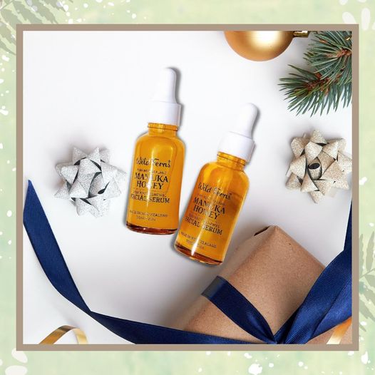 sparkzonIndia's tweet photo. Every skincare routine needs a boost of antioxidants!
Manuka Honey serum has been carefully designed to penetrate the deeper layers of your skin, delivering powerful ingredients to nourish, protect and rejuvenate your complexion for a radiant healthy glow. ✨
 #wildfernsindia https://t.co/l81EQExwUU