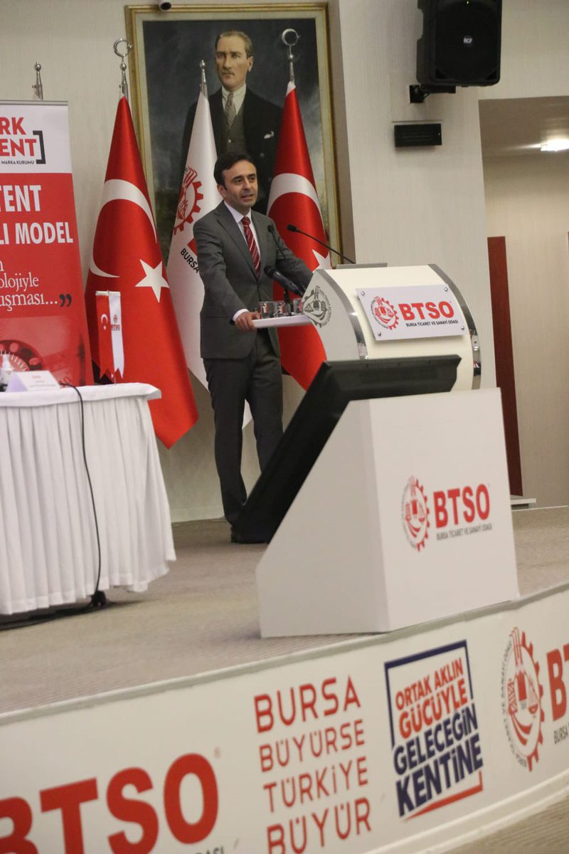 TURKPATENT's tweet photo. Sanayi ve Teknoloji Bakanlığı @TCSanayi himayelerinde @BursaTSO ve @YalovaTSO iş birliği ile düzenlenen “Hezarfen Bursa Yalova Teknoloji ve Tasarım Geliştirme Projesi” Açılış Töreni Bursa Ticaret ve Sanayi Odası’nda gerçekleştirildi.

#kobi #girişimcilik #patent #buluş #yenilik https://t.co/RnlXKXCdN9