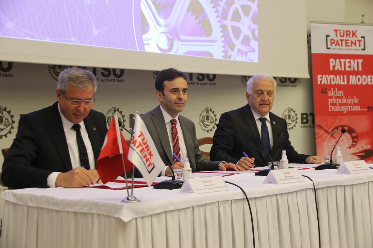 TURKPATENT's tweet photo. Sanayi ve Teknoloji Bakanlığı @TCSanayi himayelerinde @BursaTSO ve @YalovaTSO iş birliği ile düzenlenen “Hezarfen Bursa Yalova Teknoloji ve Tasarım Geliştirme Projesi” Açılış Töreni Bursa Ticaret ve Sanayi Odası’nda gerçekleştirildi.

#kobi #girişimcilik #patent #buluş #yenilik https://t.co/RnlXKXCdN9