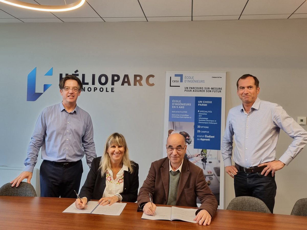 Helioparc's tweet photo. ✍🏼 Signature d’une convention de partenariat entre l’école @CESIsudouest et la Technopole afin de renforcer nos liens et axes de collaboration pour promouvoir l’#entrepreneuriat et l’#innovation. https://t.co/Yek8UEUENY