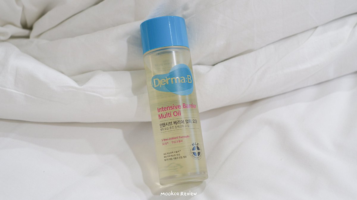 Mookcareview's tweet photo. ปกติไม่ค่อยชอบใช้ #ออยล์ บำรุงผิวเลย แต่พอลอง #DermaB Intensive Barrier #Multioil แล้วชอบ! น้อลมีกลิ่นหอมอ่อนๆ ทาแล้วสบายผิวมาก ดีกว่าขวดเดิมอีก มุกกลับจากเที่ยวก็โบกทั้งตัว ช่วยฟื้นฟูผิวดีไม่ไหว หรือทาเล็บ บำรุงผมก็ปังคั้บ ˚ ༘ ตอนนี้ติดใจมาก ♡ เลิฟอะ #รีวิวสกินแคร์ #ใช้ดีบอกต่อ https://t.co/JCZJ26Ep85