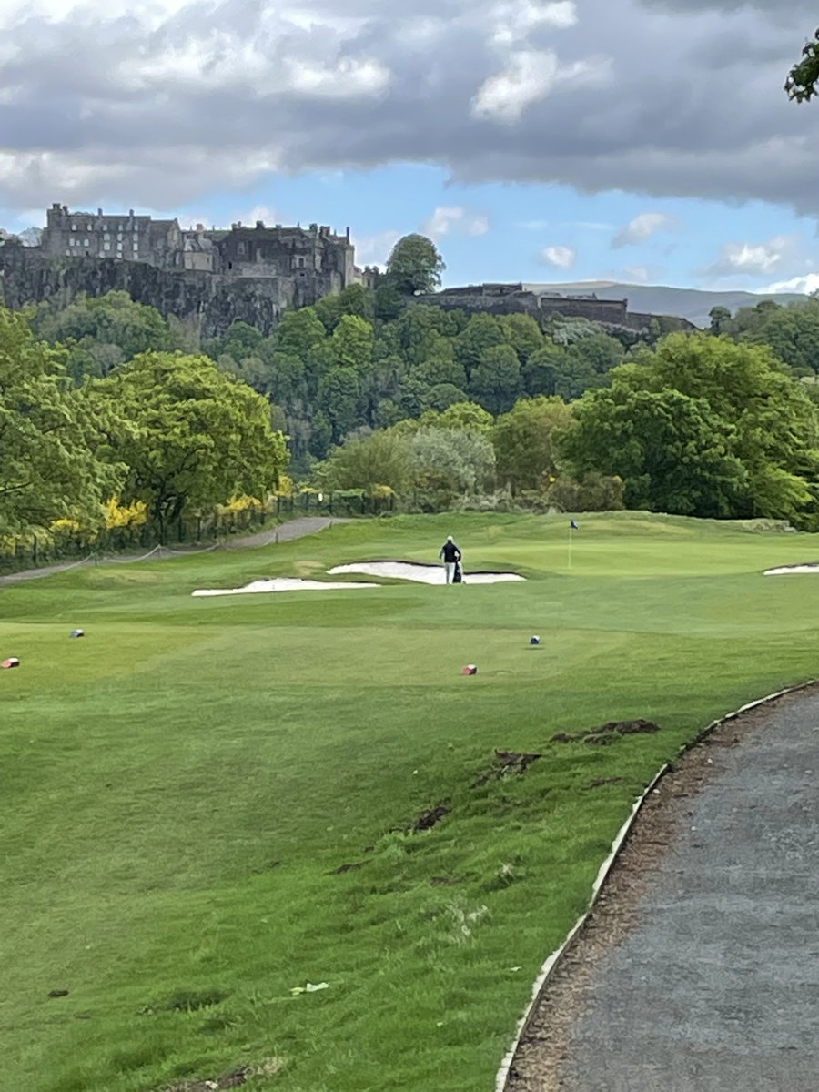 PGAScotland's tweet photo. Not many finer backdrops to a Par 3 than the 10th ⁦@stirlinggc1869⁩ as the ⁦@PGAScotland⁩ 36 Hole Tournament supported by ⁦@ArnoldClark⁩ is well underway https://t.co/gnUMBdttMQ