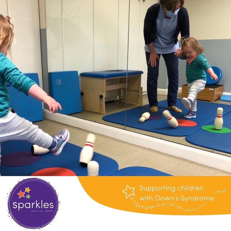 SparklesCharity's tweet photo. Ava had a brilliant physio session today with our truly fab physio Debbie, she motivates &amp; encourages the children &amp; parents too 🙏🏻 #sparklescharity #downsyndromeawareness #inclusionmatters #physiotherapy #buckinghamshirecharity #buckscharity #t21love #nothingdownaboutit #wcat https://t.co/jHLfBwuGat