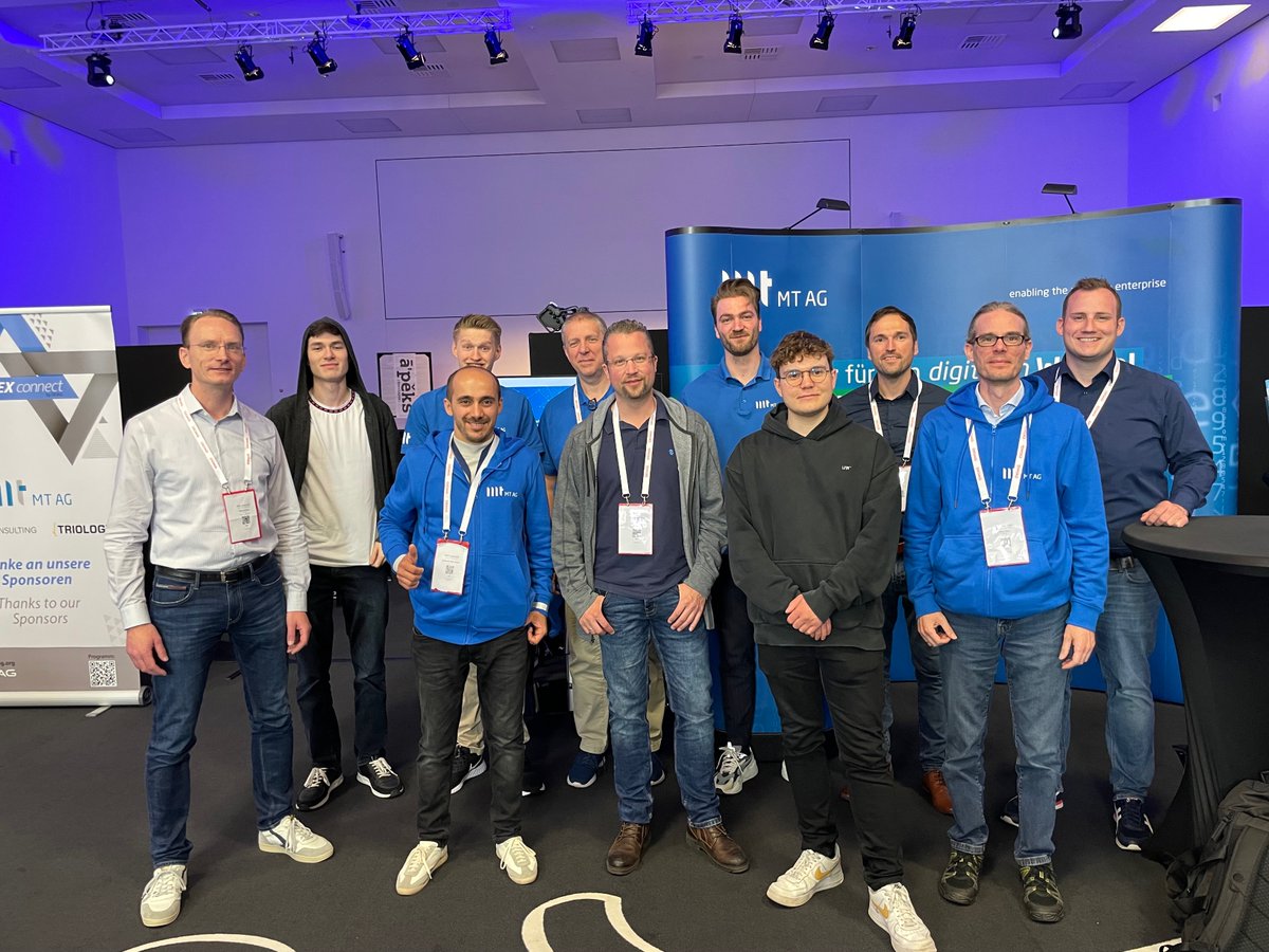 nielsdb's tweet photo. Thank you @DOAGeV, our sponsors @MT_AG_ @TRIOLOGY_GmbH and @DataCons_PL, all speakers and all attendees for making APEX Connect 2022 such a great experience! Here is a recap (DE): https://t.co/JklQHqFyDF All pictures from @OliverLemm are here: https://t.co/IGsPpa3qPR #apexconn22 https://t.co/zO0NnSEGmN
